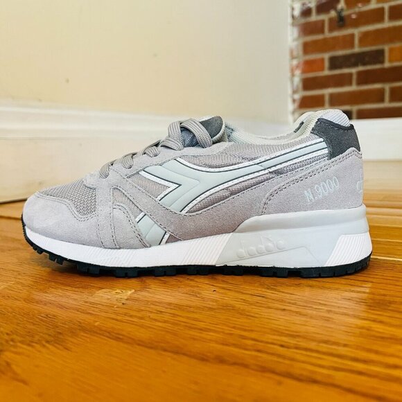 Diadora SAMPLE Women's Size 3.5 High Cushioned Running Shoes - Picture 3 of 16